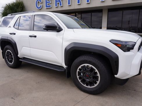 Used 2025 Toyota 4Runner TRD Sport Premium image 1