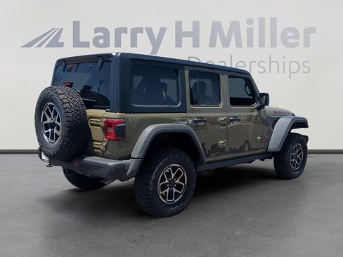 New 2025 Jeep Wrangler Rubicon w/ Steel Bumper Group image 5