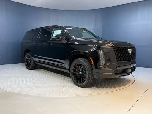 New 2026 Cadillac Escalade ESV Sport w/ LPO, ONYX Package image 6