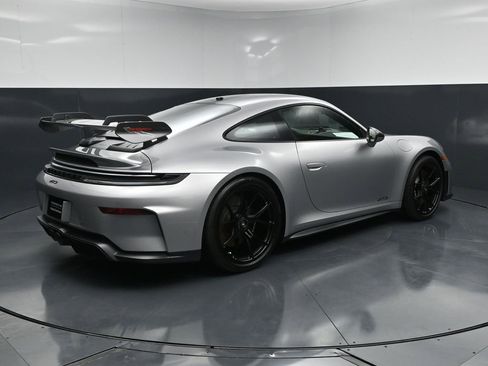Certified 2026 Porsche 911 GT3 RWD image 8