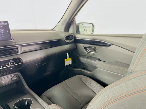 New 2026 Honda Pilot Sport image 28