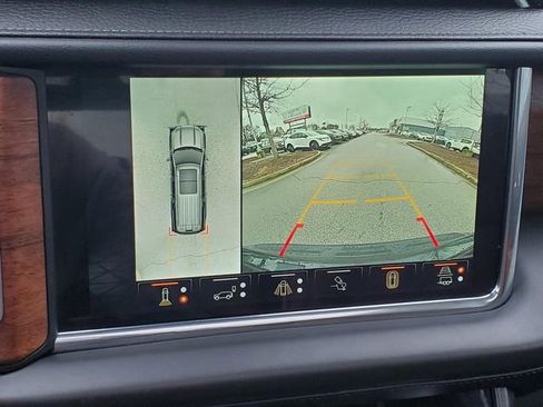 Used 2023 GMC Yukon Denali Ultimate image 29