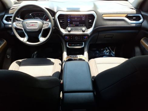 Certified 2023 GMC Acadia SLE w/ Driver Convenience Package AWD/4WD image 10