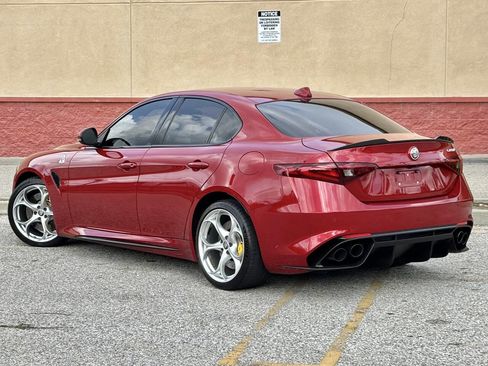 Used 2018 Alfa Romeo Giulia Quadrifoglio w/ Driver Assist Dynamic Package image 5