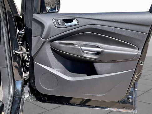 Used 2014 Ford Escape Titanium FWD image 25
