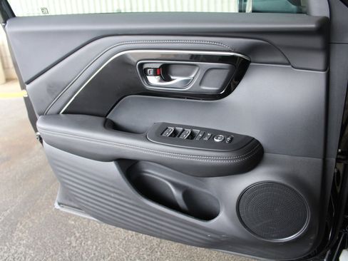 Used 2026 Acura ADX FWD image 13