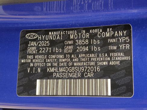 Used 2025 Hyundai Elantra Sport FWD image 33