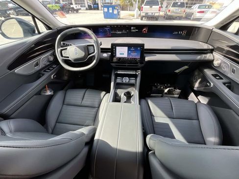 New 2026 Lincoln Nautilus Reserve AWD/4WD image 16