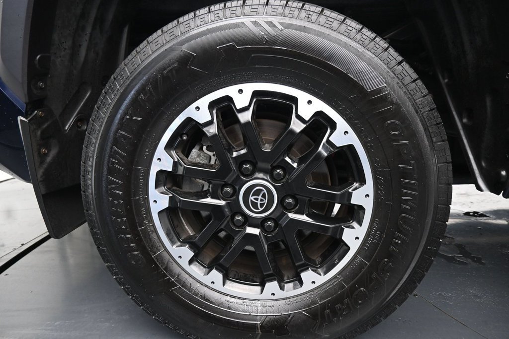 Used 2024 Toyota Tundra SR5 w/ TRD Off-Road Package AWD/4WD image 10