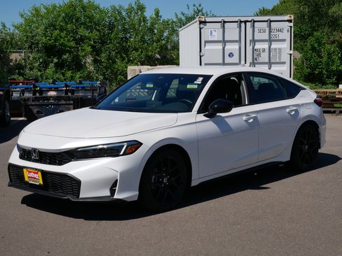 Used 2026 Honda Civic Sport image 3