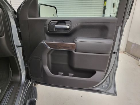 Certified 2021 GMC Sierra 1500 SLT image 38