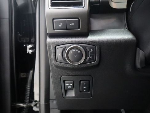 Certified 2020 Ford Expedition Limited image 15