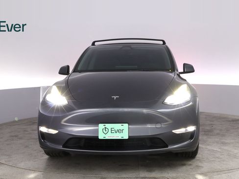 Used 2023 Tesla Model Y Long Range AWD/4WD image 12