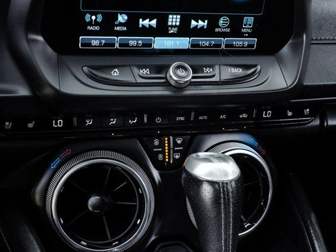 Used 2018 Chevrolet Camaro SS w/ Redline Edition RWD image 34
