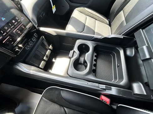 New 2026 RAM 1500 Laramie w/ Night Edition AWD/4WD image 33