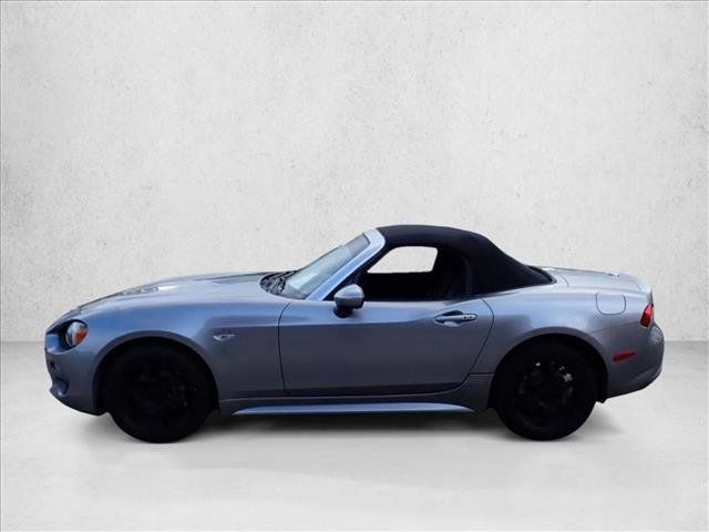 Used 2017 FIAT 124 Spider Lusso RWD image 8