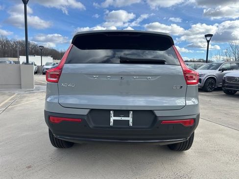 New 2026 Volvo XC40 B5 Plus w/ Protection Package Premier image 6