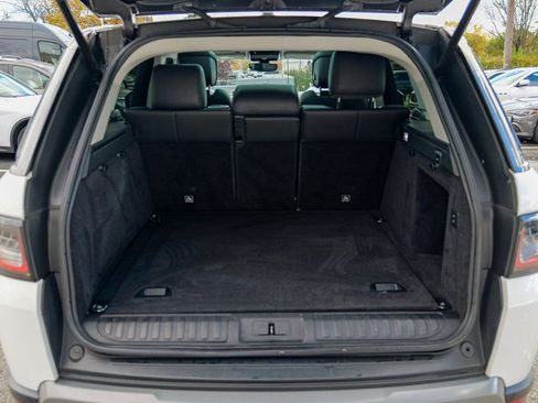 Used 2022 Land Rover Range Rover Sport SE image 52