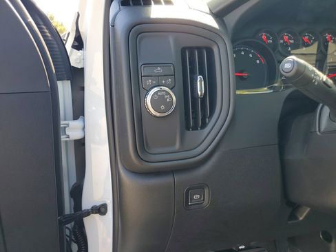 New 2026 GMC Sierra 2500 Pro image 12