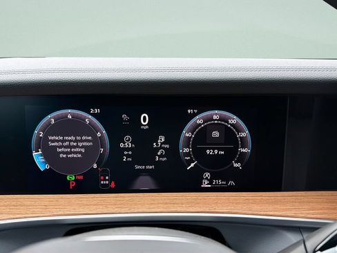 New 2026 Volkswagen Tiguan SEL R-Line AWD/4WD image 36