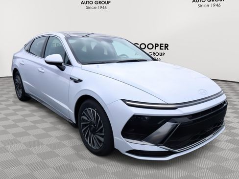 New 2026 Hyundai Sonata SEL image 1