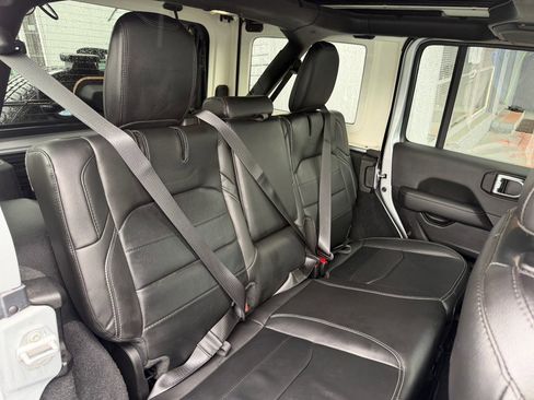 Used 2023 Jeep Wrangler Sahara w/ Cold Weather Group image 39