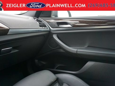Used 2025 BMW X4 xDrive30i w/ Premium Essential Package AWD/4WD image 34