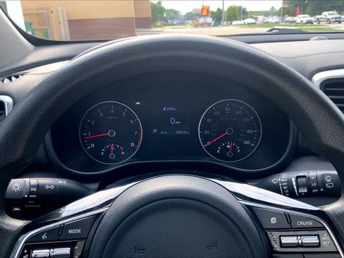Used 2020 Kia Sportage LX FWD image 24