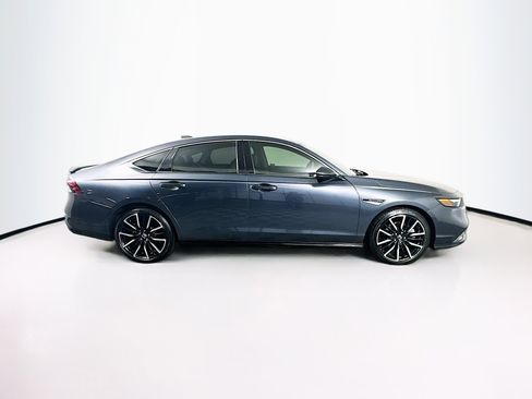 Used 2023 Honda Accord Touring image 10