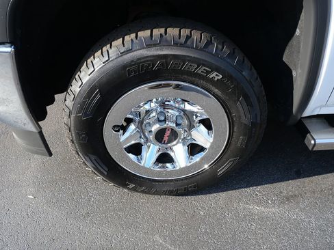 Used 2018 GMC Sierra 1500 WT image 28