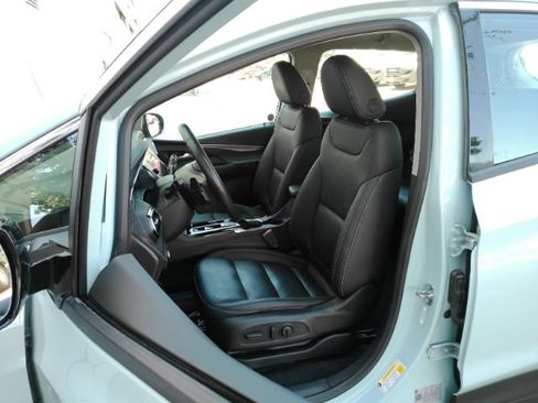 Used 2023 Chevrolet Bolt LT FWD image 6