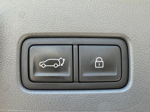 Used 2024 Hyundai Santa Fe Limited AWD/4WD image 30
