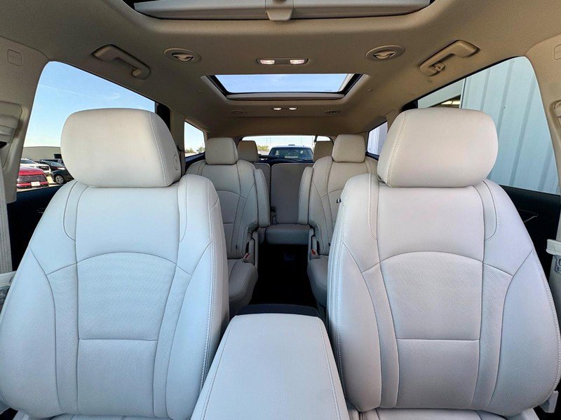 Used 2023 Buick Enclave Essence w/ Experience Buick Package FWD image 30