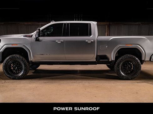 Used 2026 GMC Sierra 2500 AT4 w/ AT4 Premium Plus Package AWD/4WD image 5