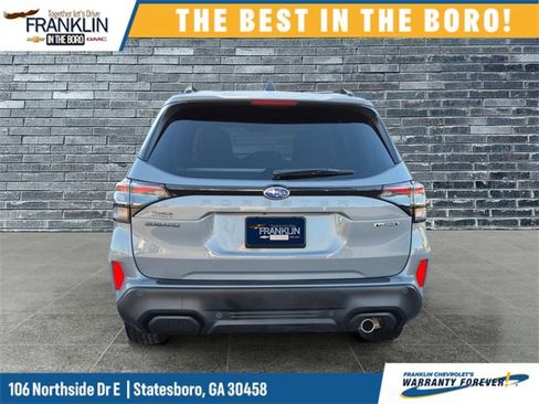 Used 2025 Subaru Forester Touring w/ Popular Package - Touring image 4