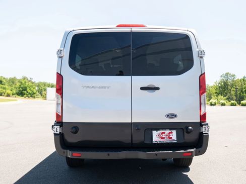 Used 2017 Ford Transit 350 XL RWD image 5