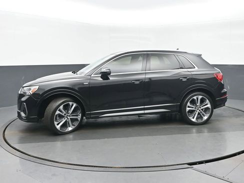 Used 2020 Audi Q3 2.0T Premium Plus w/ Premium Plus Package image 6