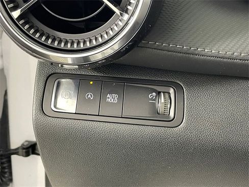 New 2026 Chevrolet Equinox LT image 11