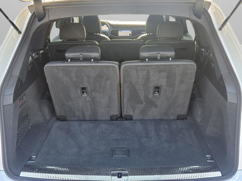 Used 2025 Audi Q7 3.0T Premium Plus image 32