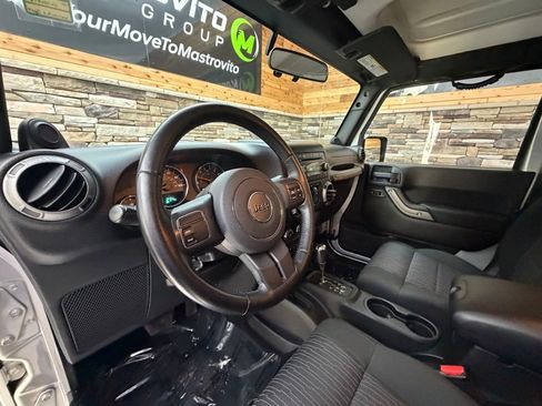 Used 2012 Jeep Wrangler Unlimited Sport image 10