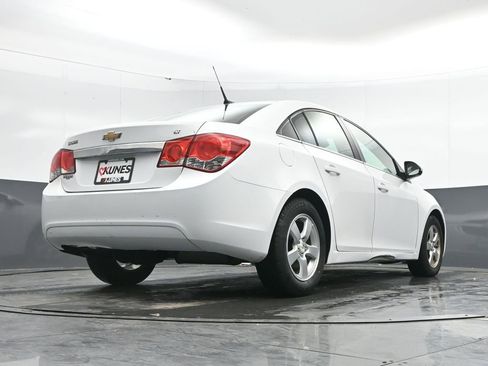 Used 2014 Chevrolet Cruze LT image 21