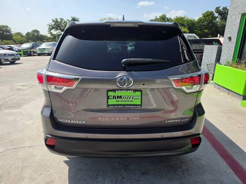 Used 2014 Toyota Highlander Limited Platinum AWD/4WD image 14