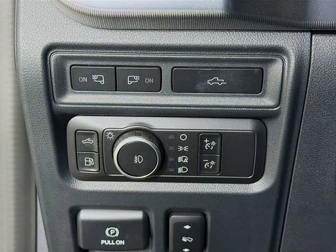 Used 2021 Ford F150 Platinum w/ Equipment Group 701A High image 12