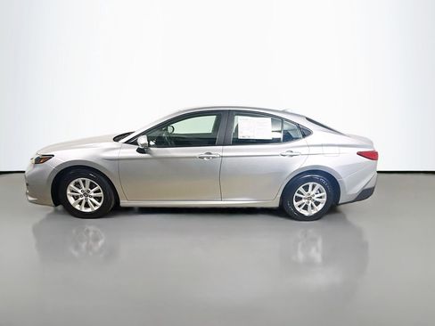 Certified 2025 Toyota Camry LE image 4