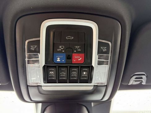 Used 2022 RAM 1500 Laramie image 38