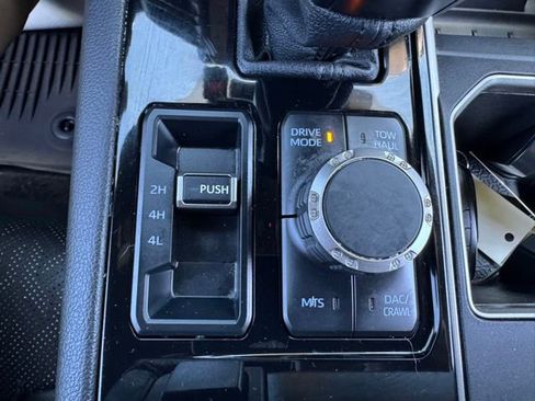 Used 2025 Toyota Tundra Limited w/ TRD Off-Road Package AWD/4WD image 29