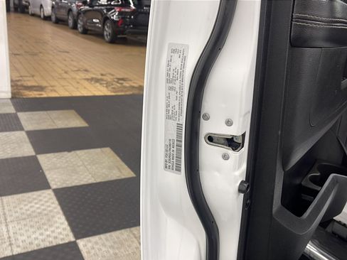 Used 2024 RAM 2500 Big Horn AWD/4WD image 25