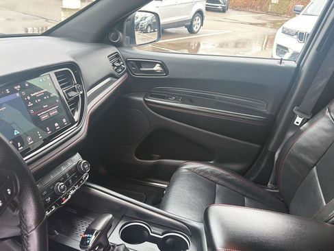 Used 2025 Dodge Durango GT image 16