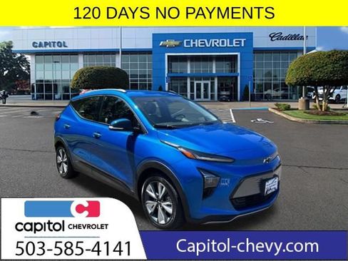 Used 2022 Chevrolet Bolt EUV LT w/ Convenience Package FWD image 1