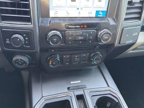 Used 2017 Ford F150 XLT w/ Equipment Group 302A Luxury image 27